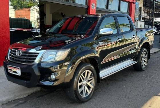 TOYOTA HILUX 3.0 SRV 4X4 CD 16V TURBO INTERCOOLER DIESEL 4P AUTOMÁTICO